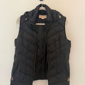 Michael Kors | Puffer Vest detachable hood | LG